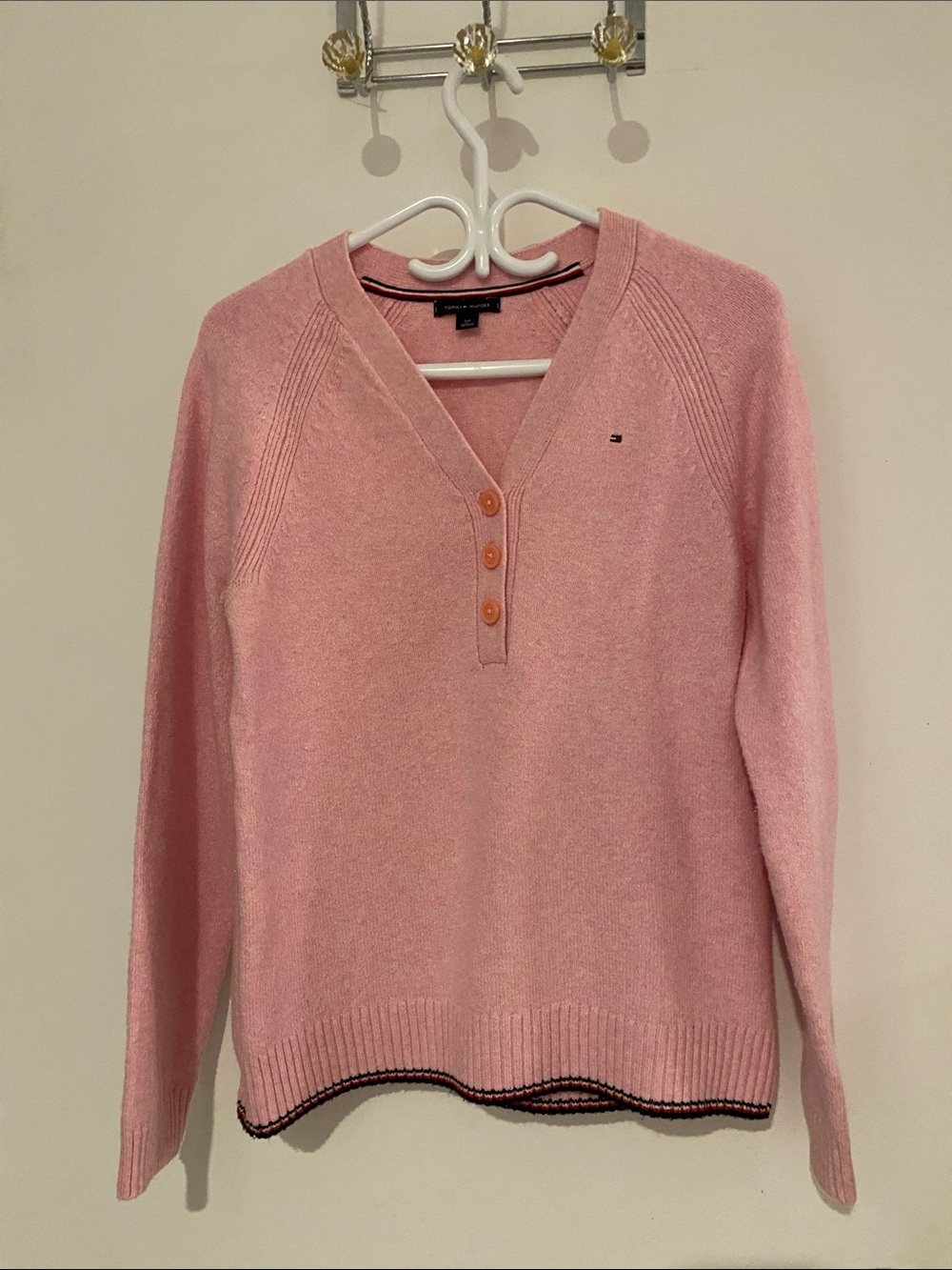 Tommy Hilfiger Light Pink V-Neck Henley Button Pullover Sweater Size Small